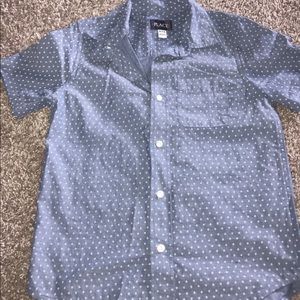 Short button shirt